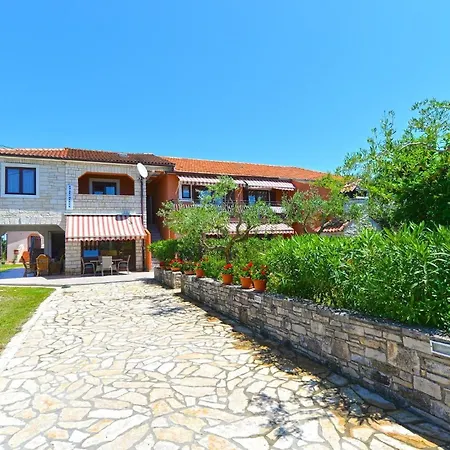 Apartment Fuer 4 Personen Ca 46 Qm In Rovinj-cocaletto, Istrien Istrische Riviera Rovinj