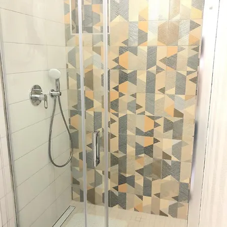 Apartment Fuer 4 Personen Ca 46 Qm In Rovinj-cocaletto, Istrien Istrische Riviera Rovinj