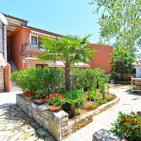 Fuer 4 Personen Ca 46 Qm In Rovinj-cocaletto, Istrien Istrische Riviera Apartment