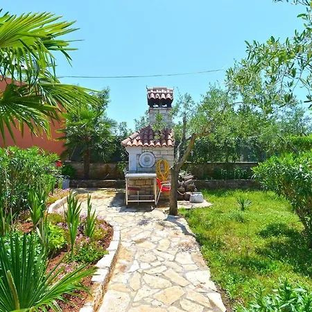 Fuer 4 Personen Ca 46 Qm In Rovinj-cocaletto, Istrien Istrische Riviera Apartment *