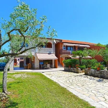 Apartment Fuer 4 Personen Ca 46 Qm In Rovinj-cocaletto, Istrien Istrische Riviera *